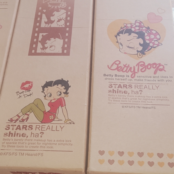 Betty Boop Decorative Storage Boxes - Pink and Brown - Picture 2 of 4